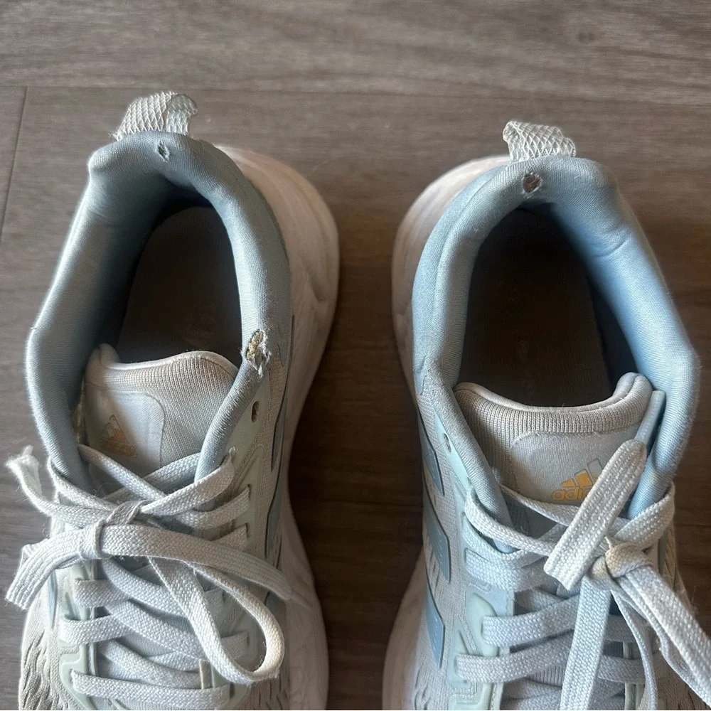 3/$20⚡️ Adidas Questar Performance Ice Blue Running Shoes Bounce Midsole